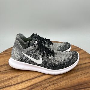 Nike Free RN Flyknit Shoes Womens 8.5 Oreo White Black Running Comfort Walking